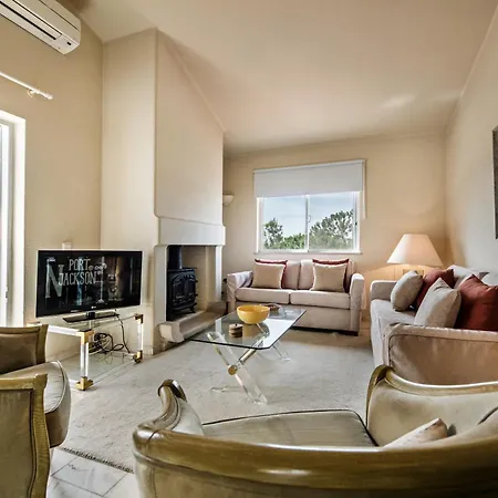 Apartment Mng Elliott81c