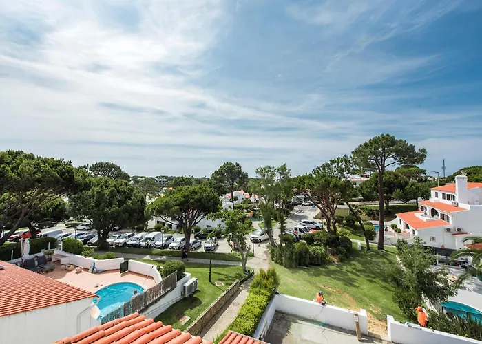 Mng Elliott81c * Vale do Lobo